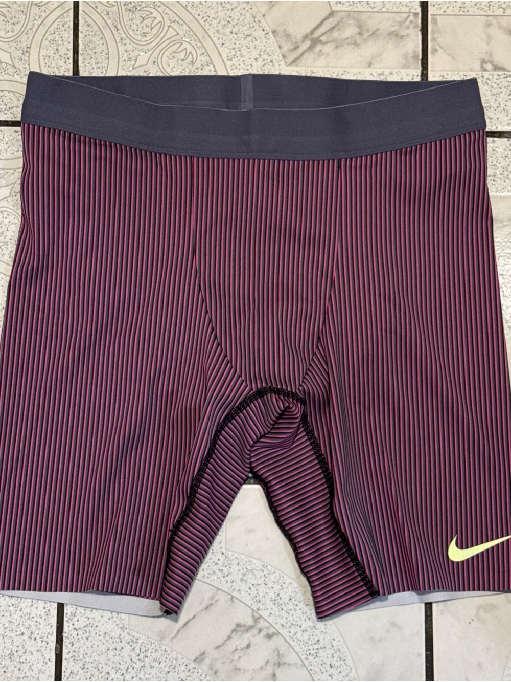 Nike Pro Elite Made in USA Half Tights Lined Fuchsia Men’s Size Large FD5784-011